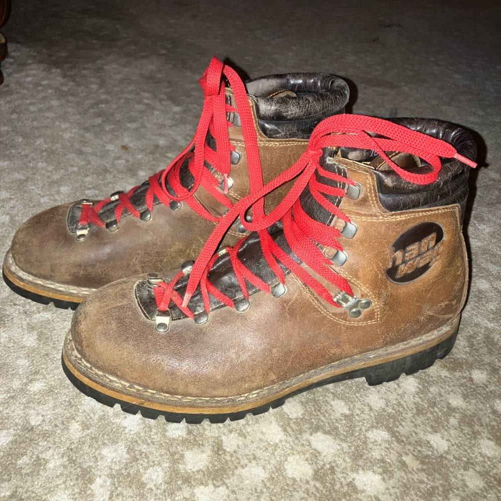 RARE🔥 Vintage Hanwag Leather Hiking Boots Mountaineering size 10.5